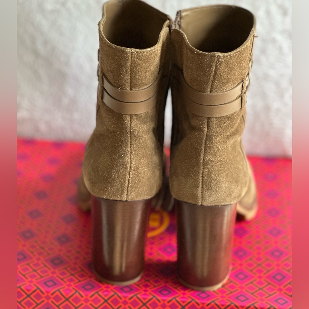 Tory Burch Leigh 90mm lug sole boot suede